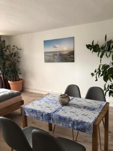 Die Graefin Auf Ruegen - Ferienappartements Parchtitz Dış mekan fotoğraf