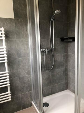 Die Graefin Auf Ruegen - Ferienappartements Parchtitz Dış mekan fotoğraf